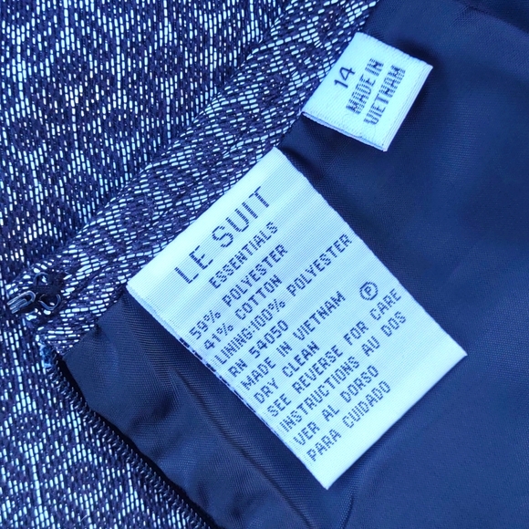 LE SUIT LADIES (2) PIECE SKIRT SET - Picture 16 of 16